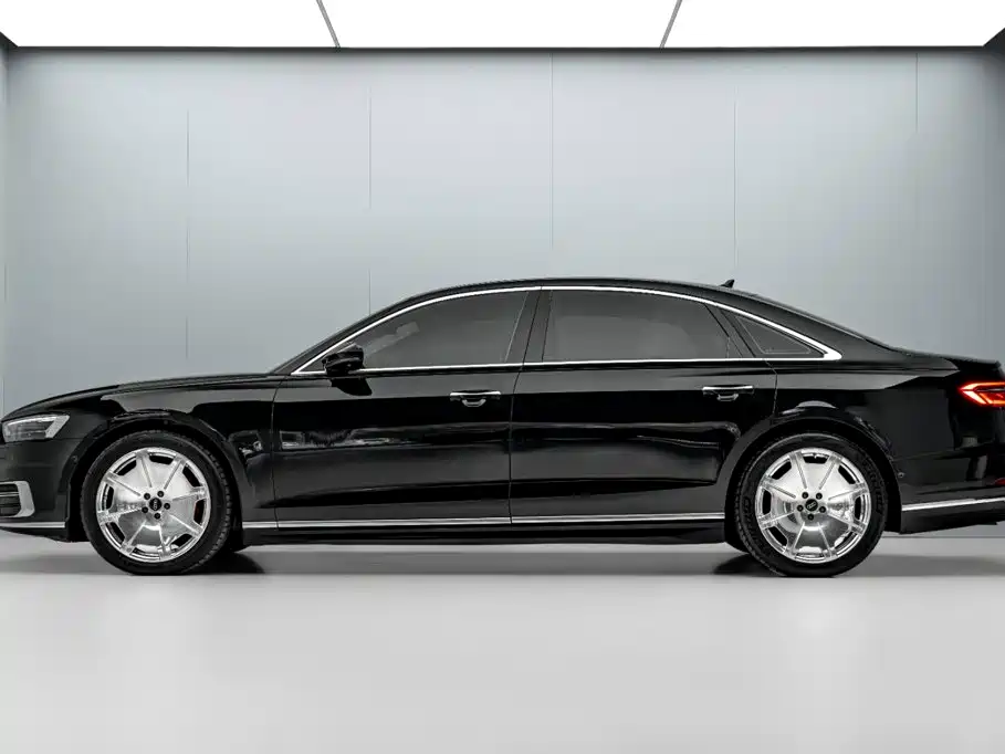 Audi A8 — миниатюра 4
