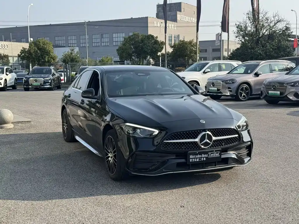Mercedes-Benz C-Class — миниатюра 3