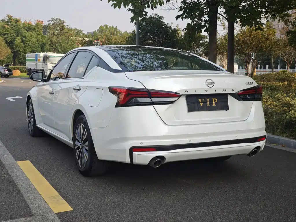 Nissan Teana — миниатюра 16