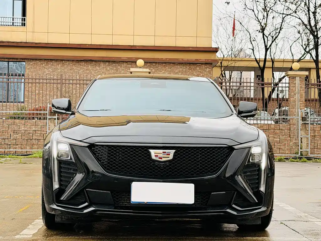 Cadillac CT5 — миниатюра 2