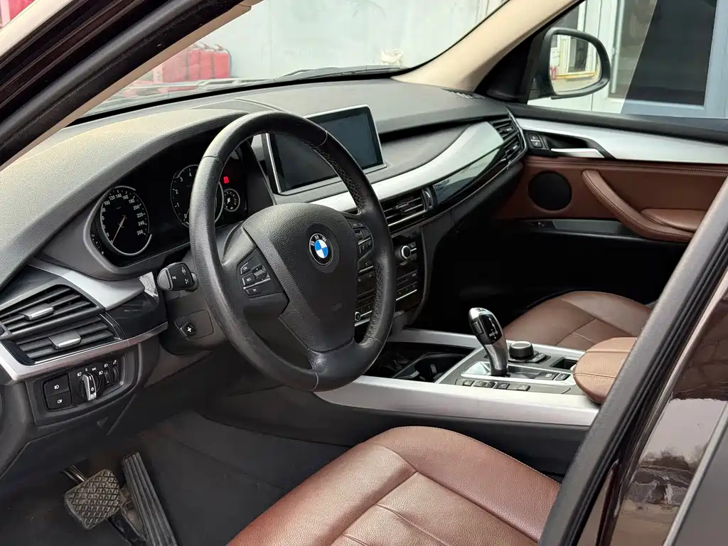 BMW X5 (Import) — миниатюра 11