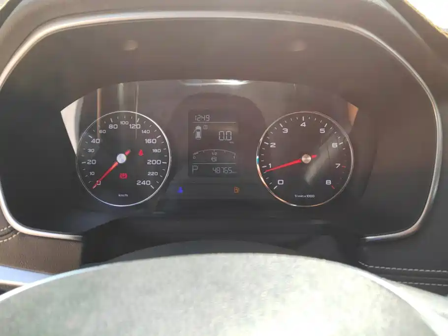 Roewe RX5 — миниатюра 14