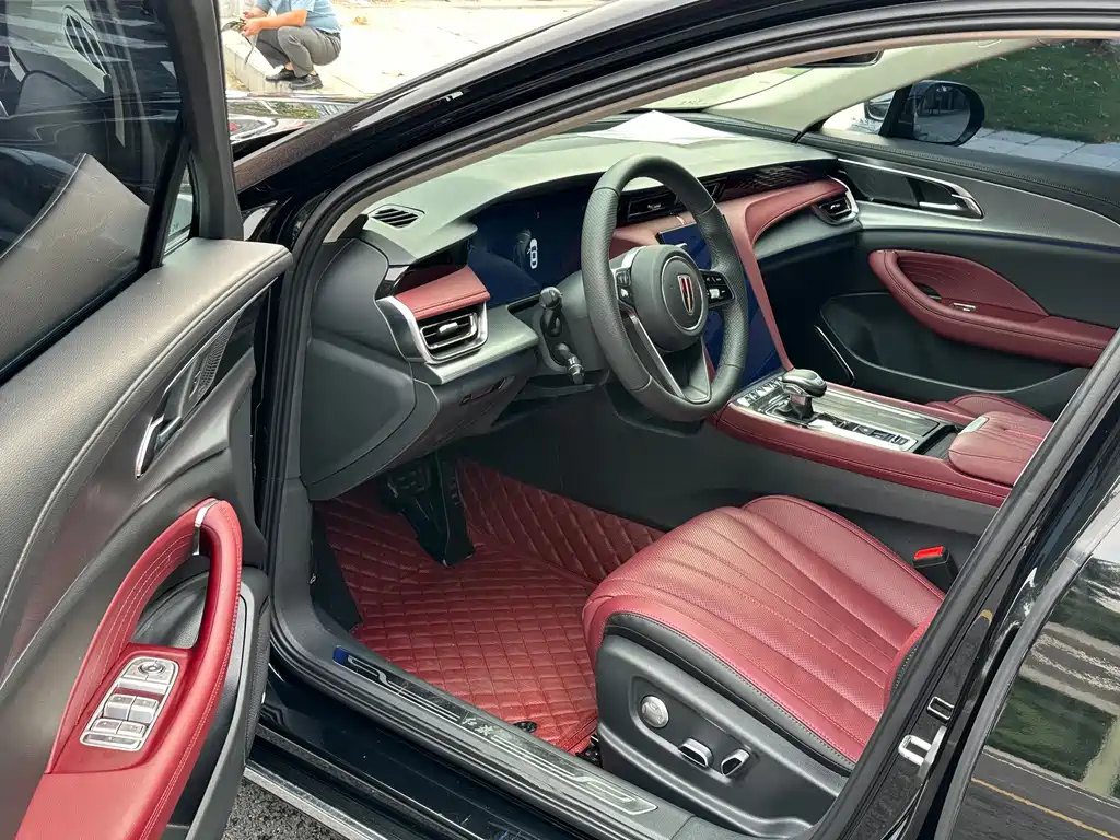 Hongqi Hongqi H5 — миниатюра 8