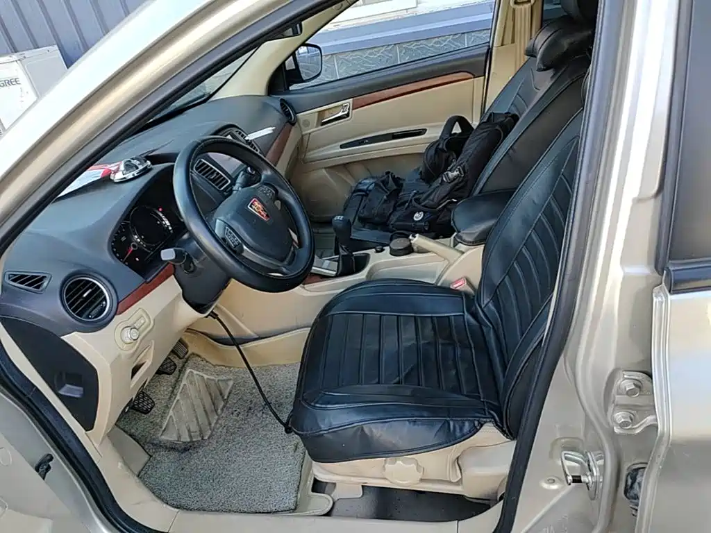 Roewe 350 — миниатюра 15