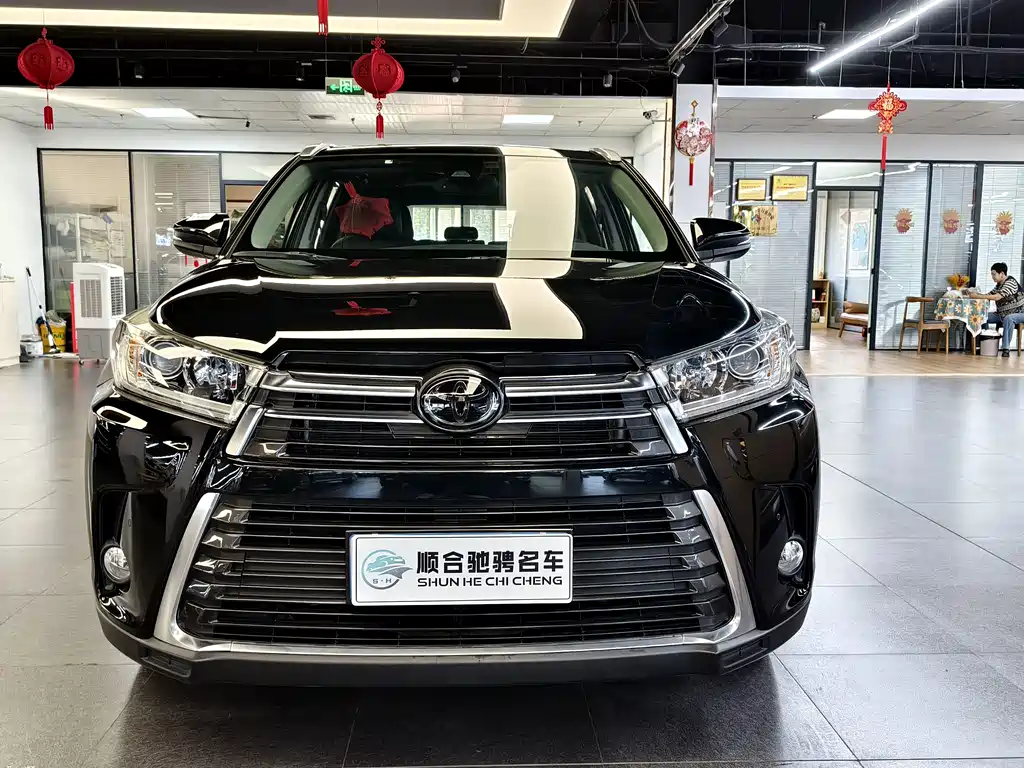 Toyota Highlander — миниатюра 2