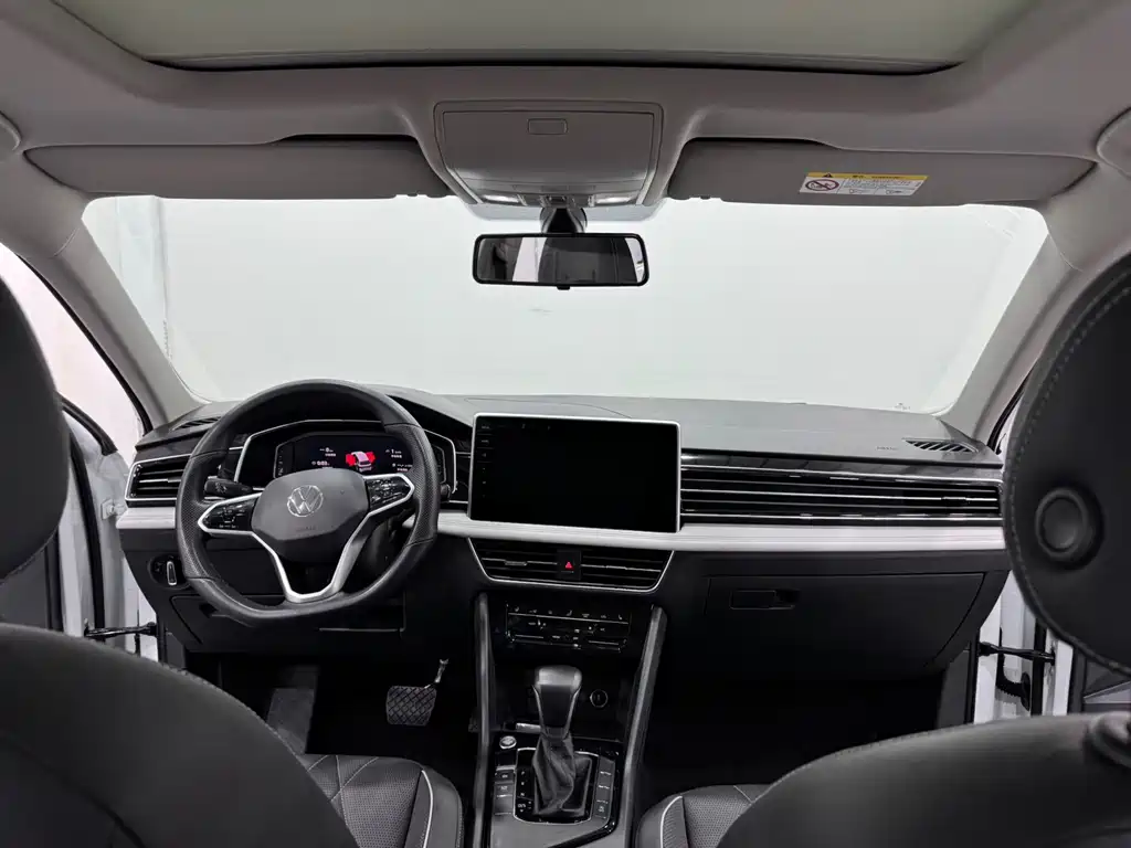 Volkswagen Tiguan L — миниатюра 5