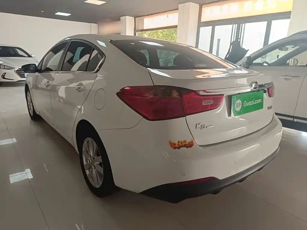 Kia K3 — миниатюра 5