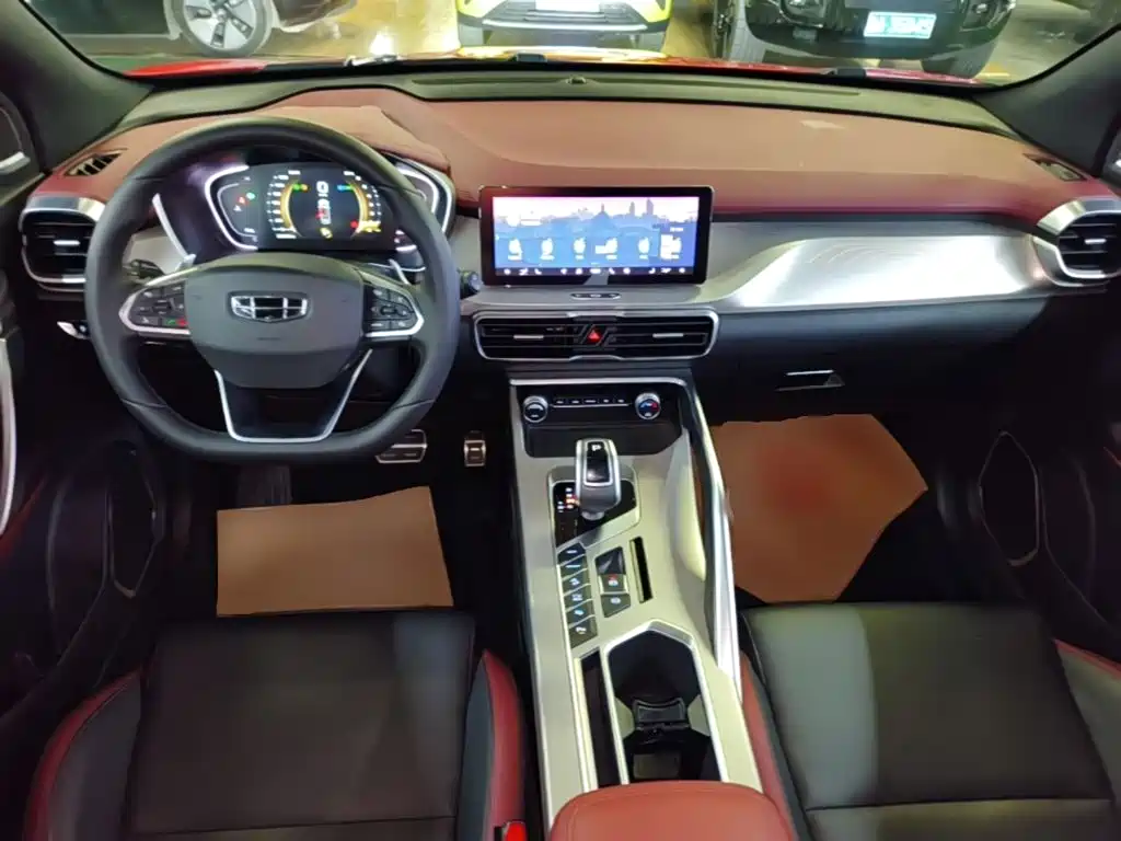 Geely Binyue — миниатюра 10