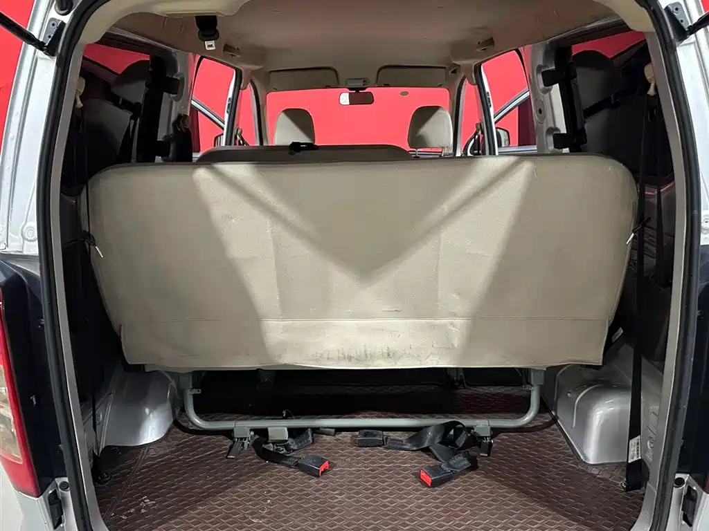 WULING WULING HONGGUANG V