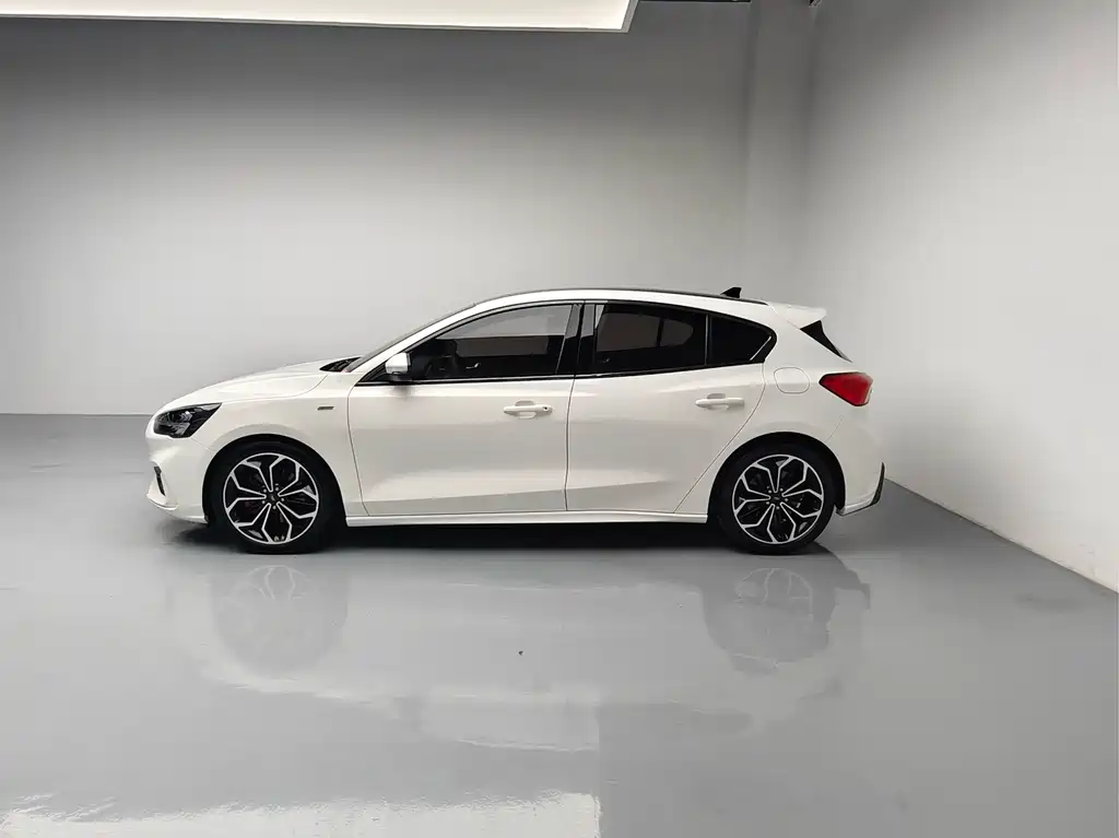 Ford Focus — миниатюра 17