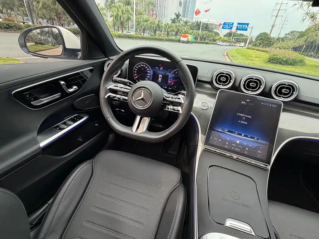 Mercedes-Benz C-Class — миниатюра 14