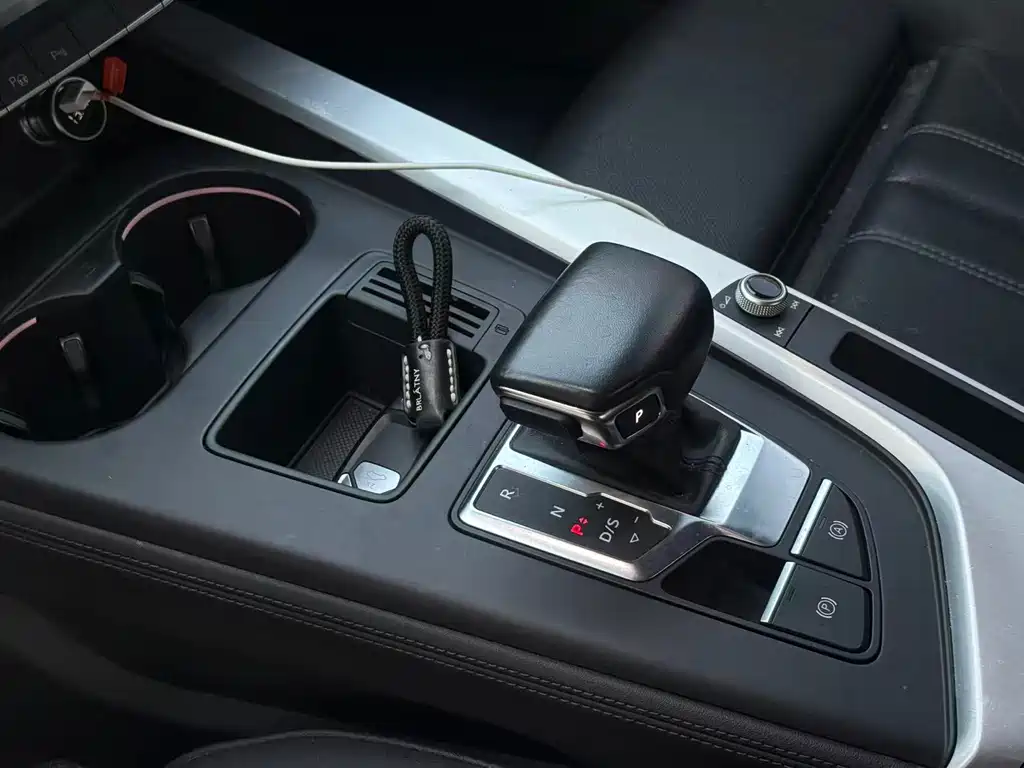 Audi A4L — миниатюра 6