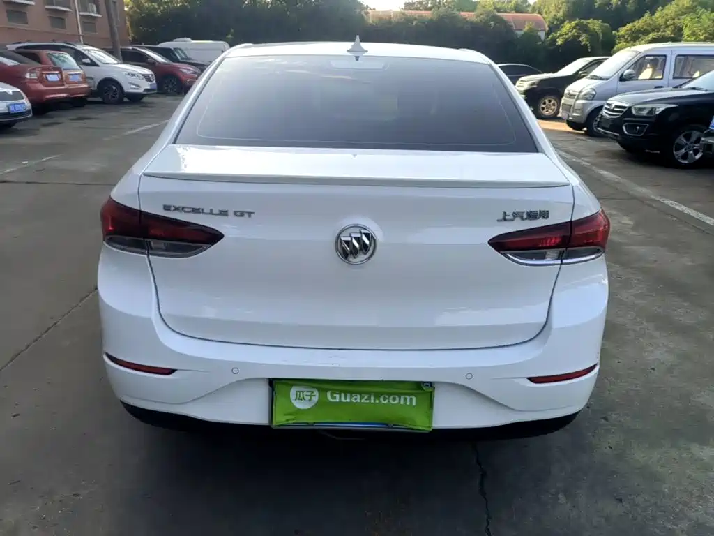 Buick Excelle — миниатюра 6