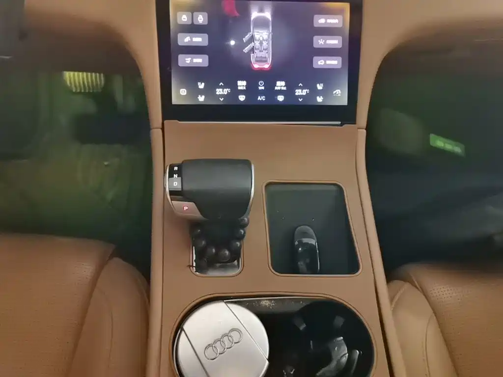 Li Auto Li ONE — миниатюра 14