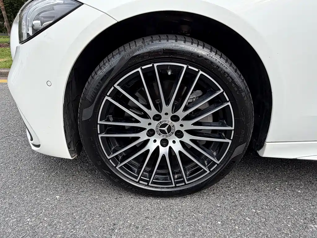 Mercedes-Benz C-Class — миниатюра 23