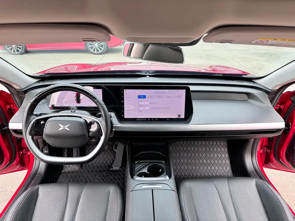 XPeng P7 — миниатюра 6