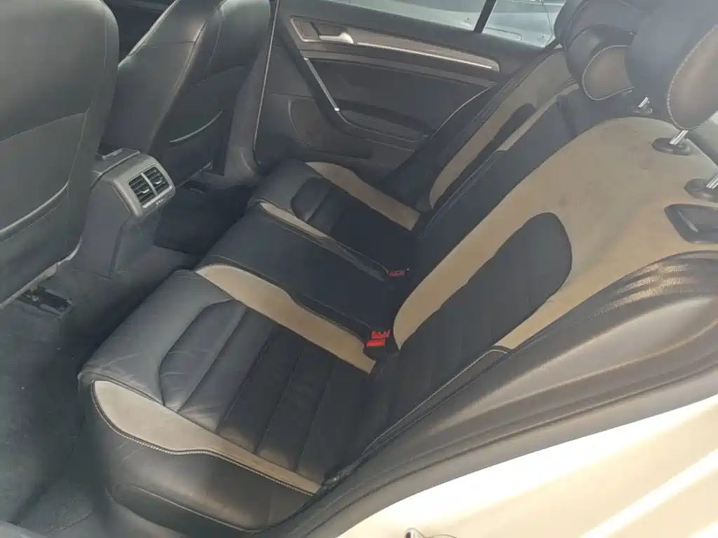 Volkswagen Golf — миниатюра 17