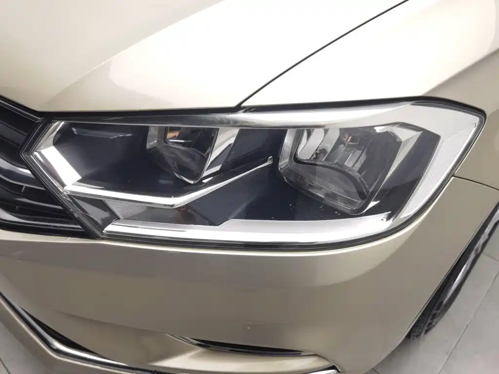 Volkswagen Bora — миниатюра 7