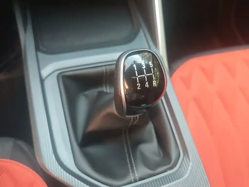 Geely Emgrand — миниатюра 7