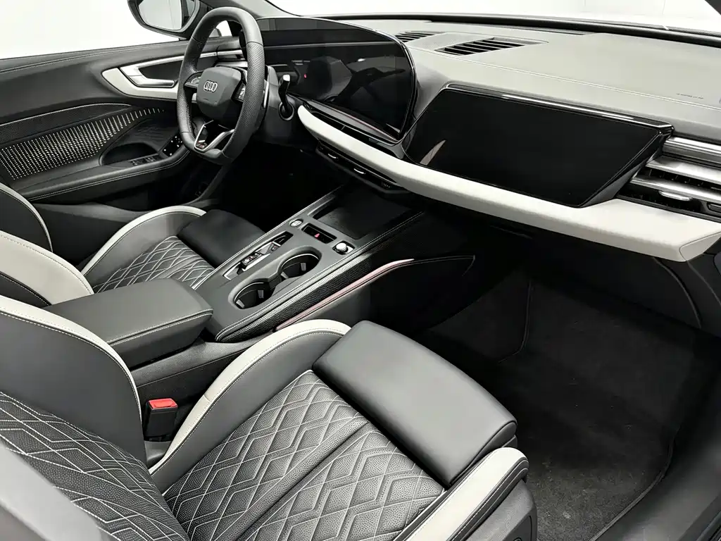 Audi A5L — миниатюра 10