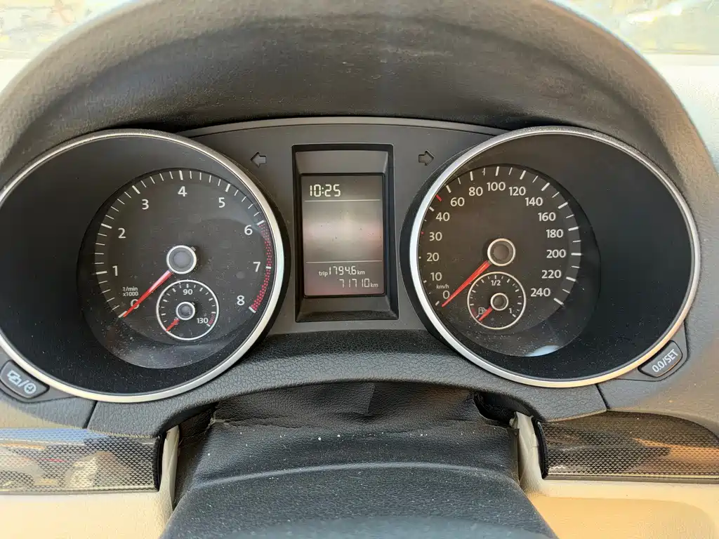 Volkswagen Golf — миниатюра 6