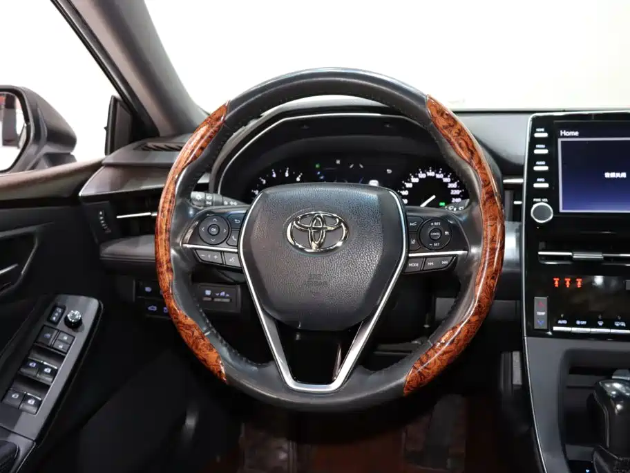 Toyota Avalon — миниатюра 13