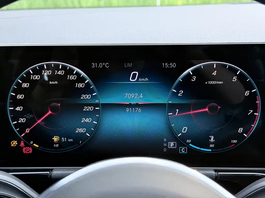 Mercedes-Benz GLA — миниатюра 23