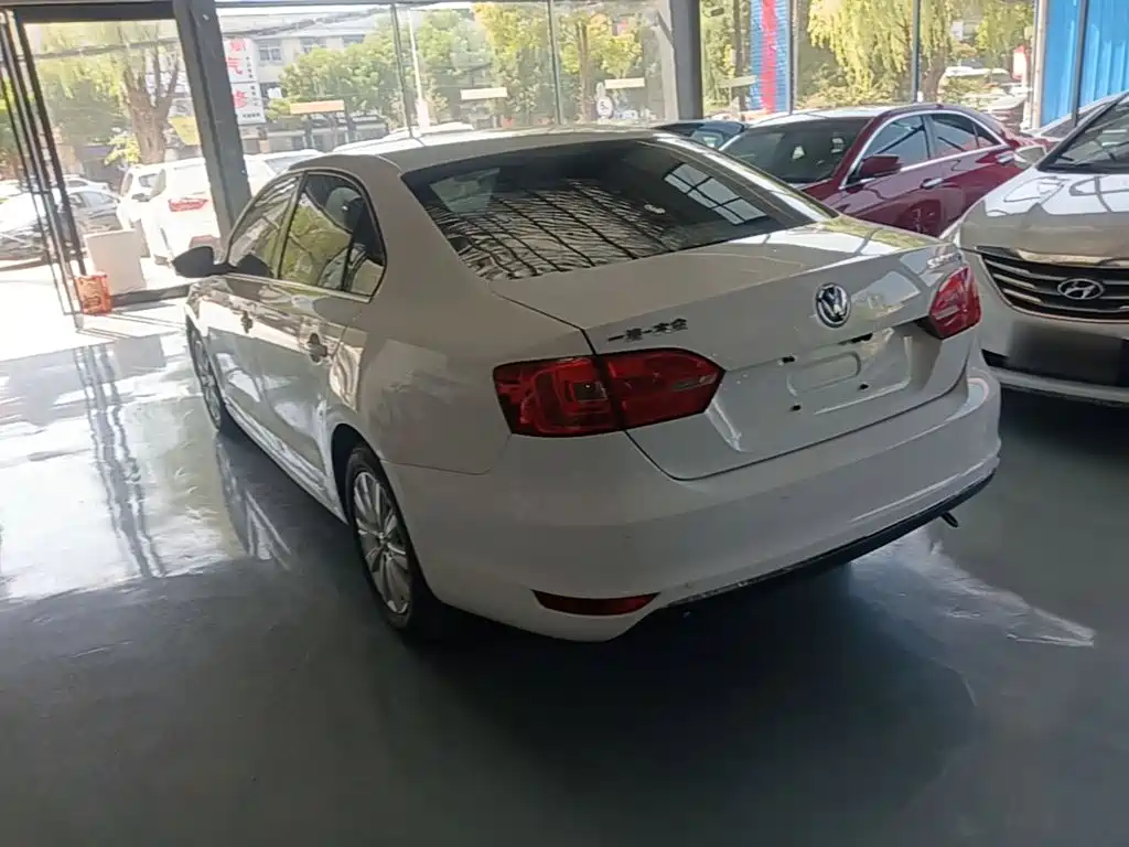 Volkswagen Sagitar — миниатюра 5