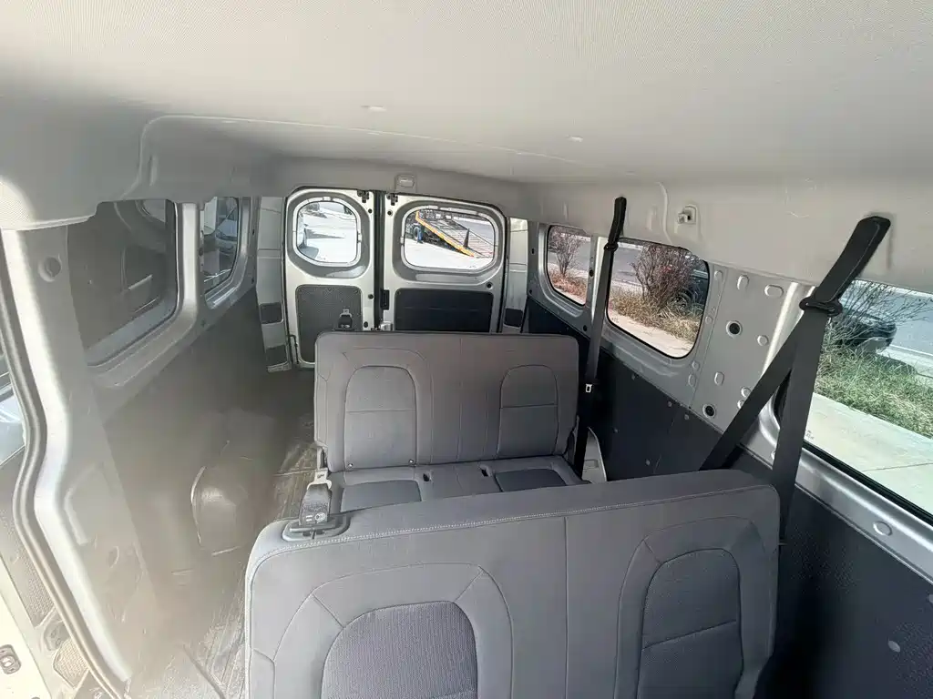 Wuling Yangguang Pro — миниатюра 8