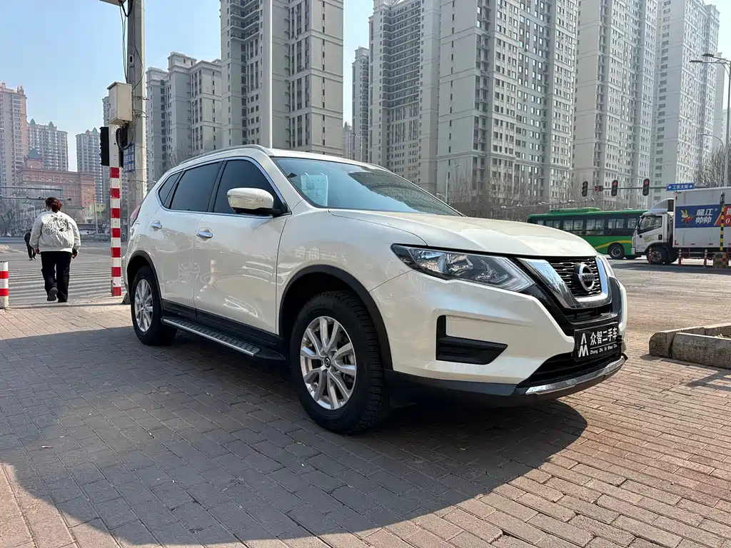 NISSAN QIJUN