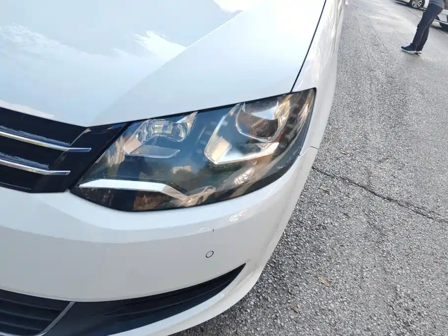Volkswagen Sharan — миниатюра 5
