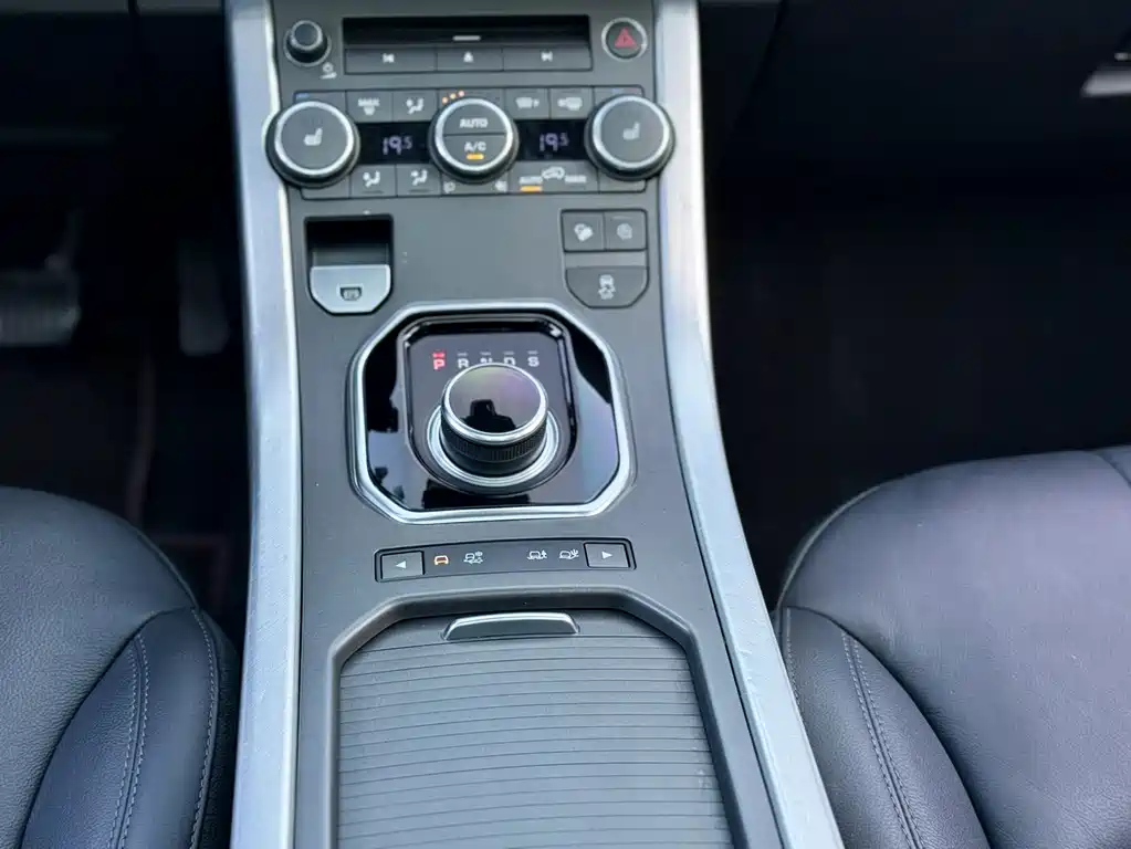 LAND ROVER RANGE ROVER AURORA