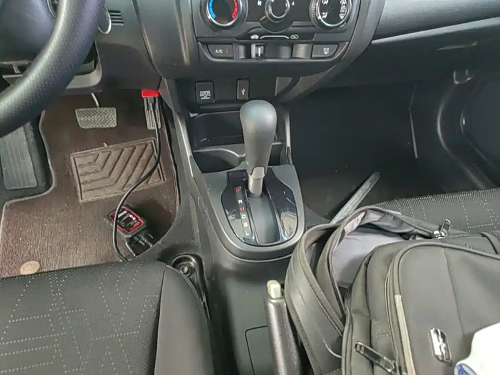 Honda Fit — миниатюра 14