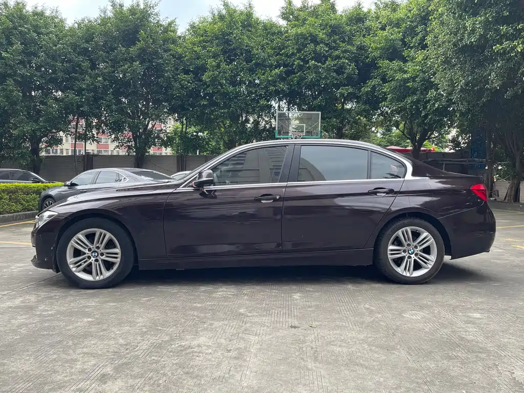 BMW 3 Series — миниатюра 7