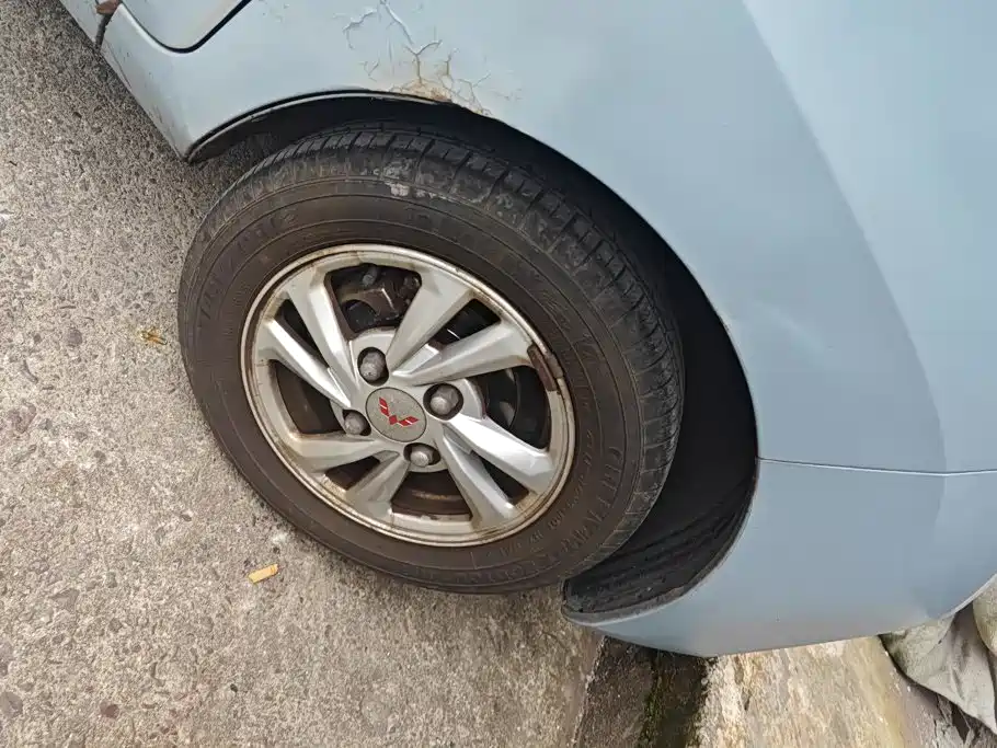 Wuling MINIEV — миниатюра 6