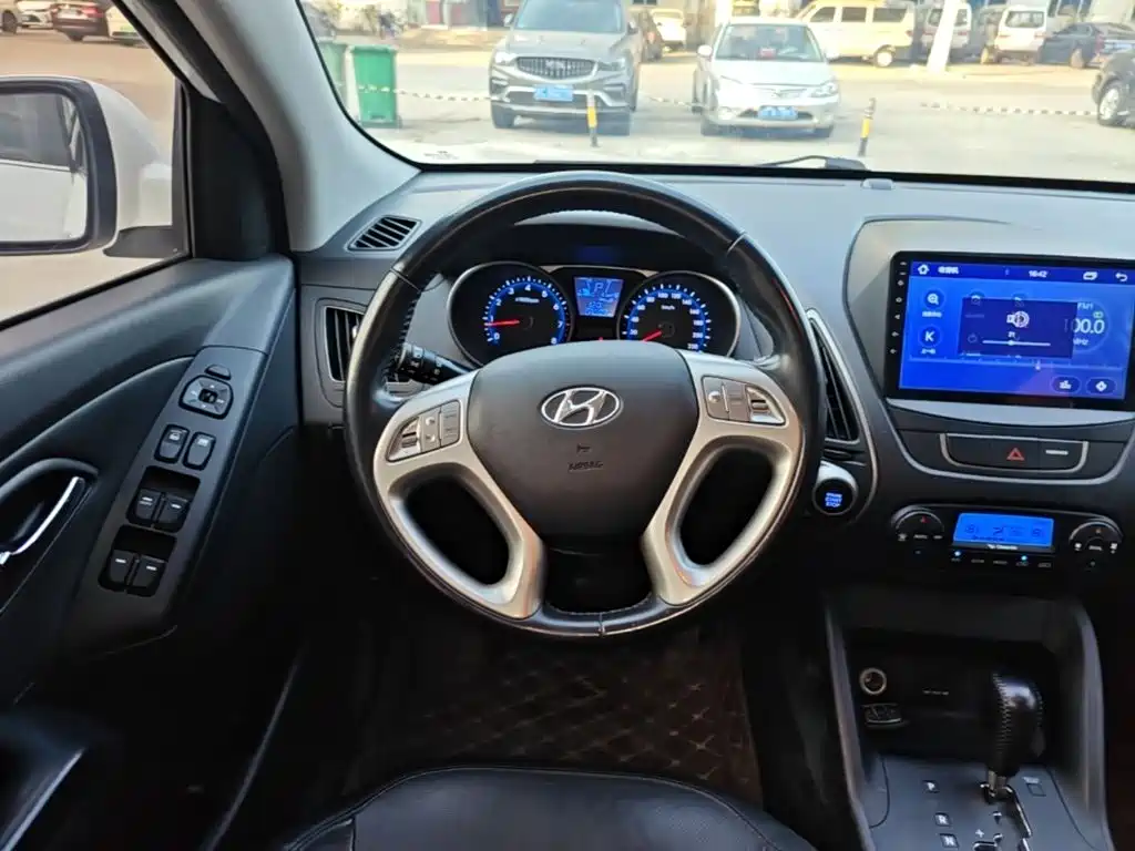 Hyundai ix35 — миниатюра 11
