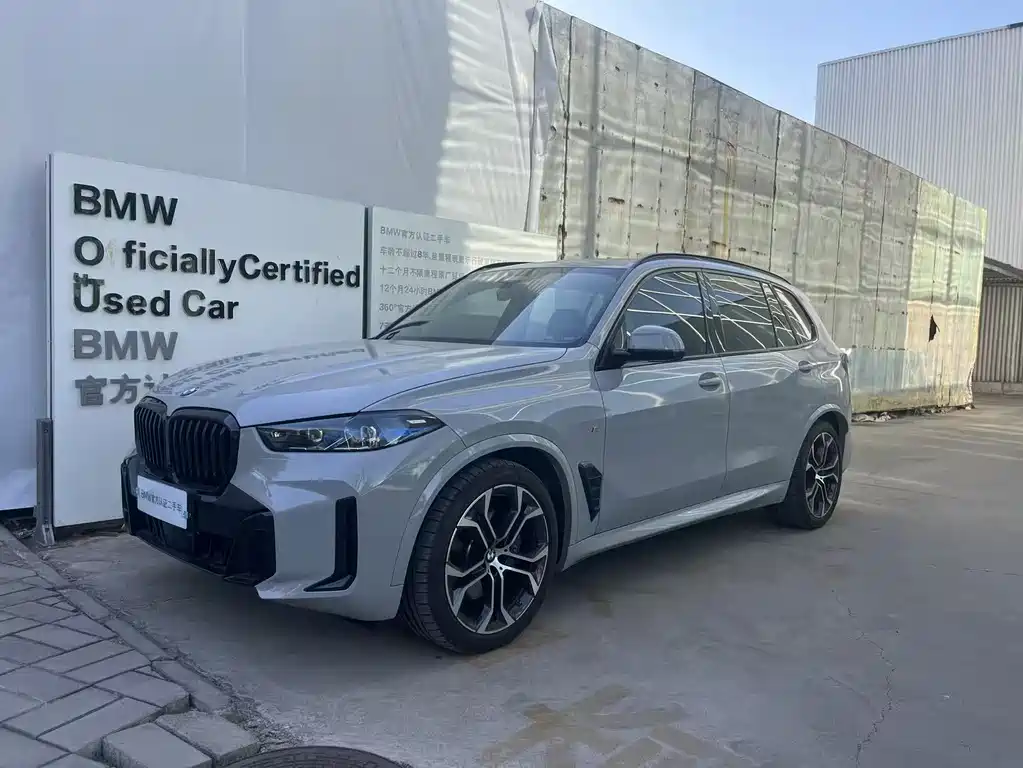 BMW X5 2023 xDrive 40Li Premium M Sport