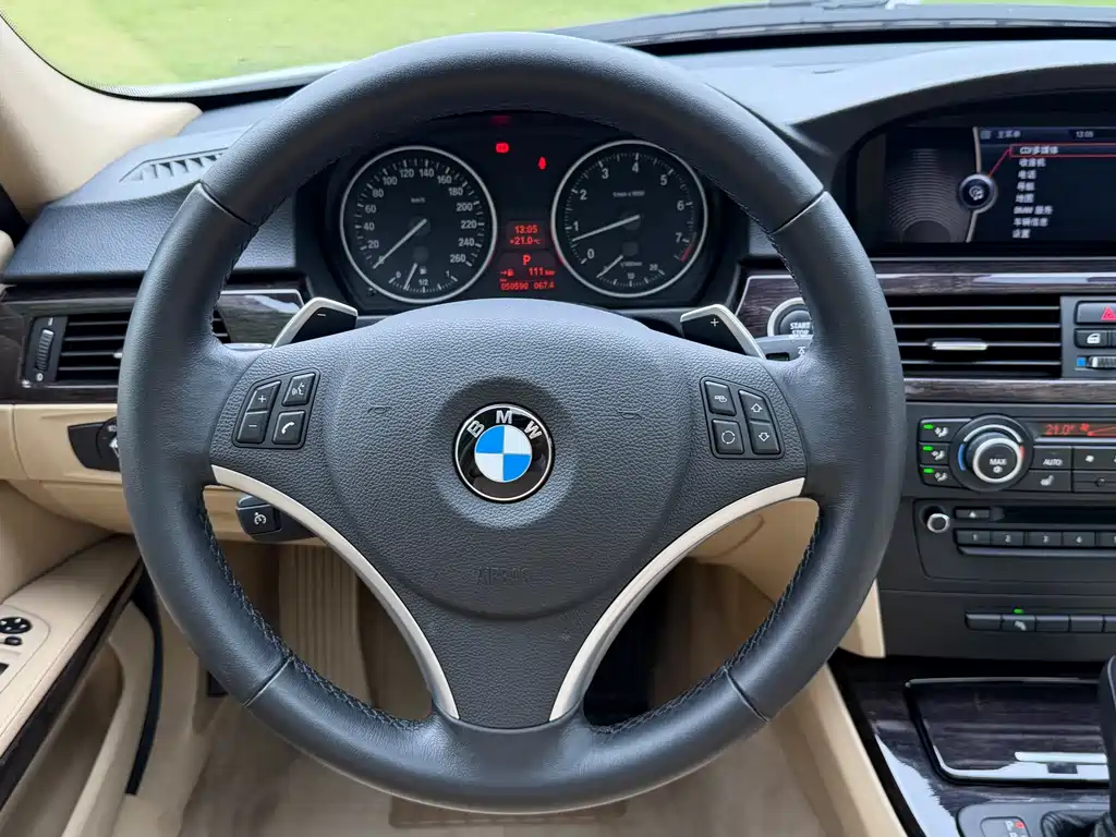 BMW 3 Series — миниатюра 10