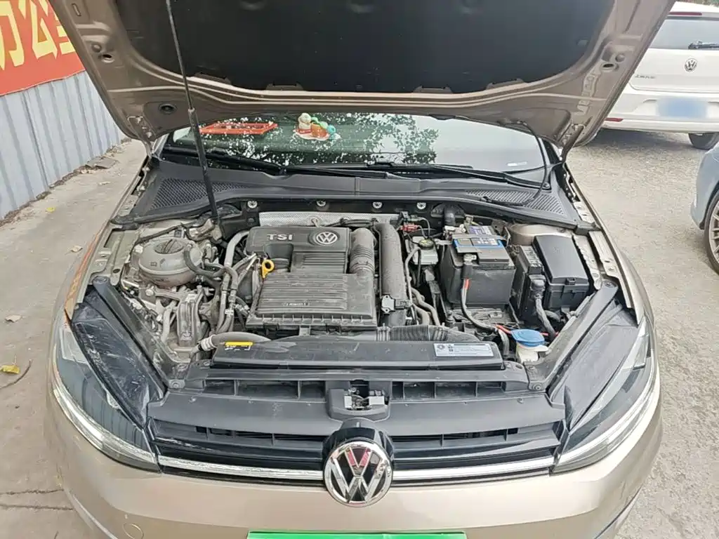 Volkswagen Golf — миниатюра 20