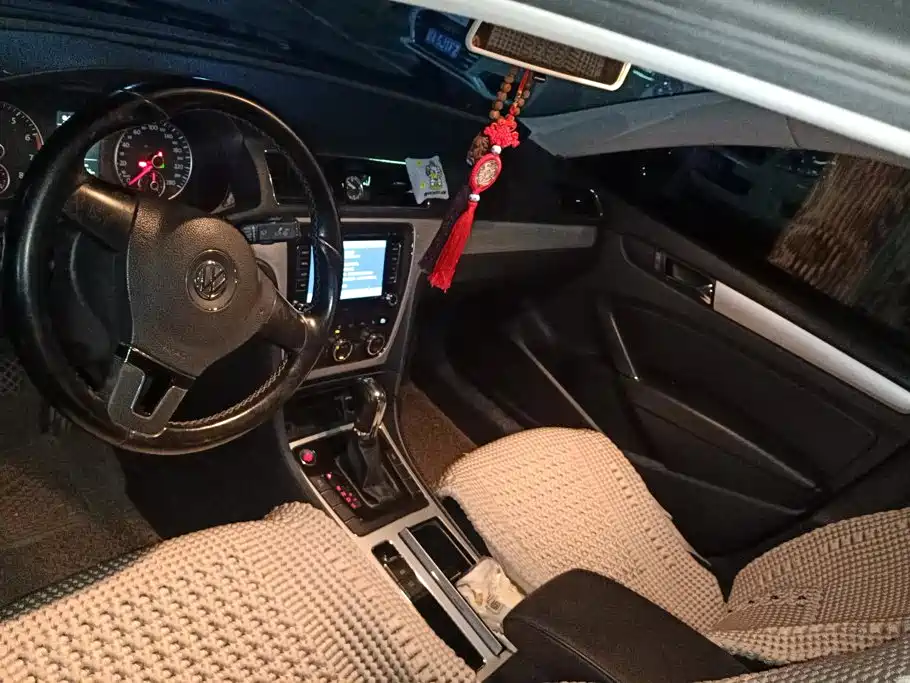 Volkswagen Passat — миниатюра 12