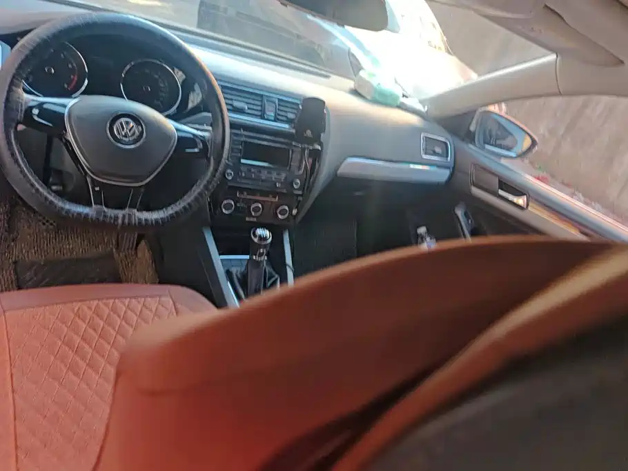 Volkswagen Sagitar — миниатюра 12