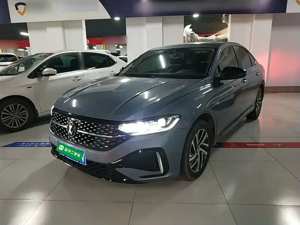 Купить Volkswagen Lavida