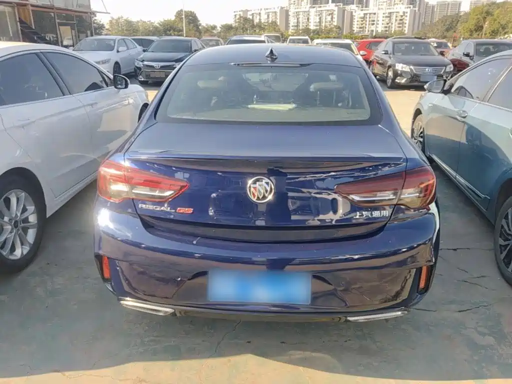Buick Regal — миниатюра 6