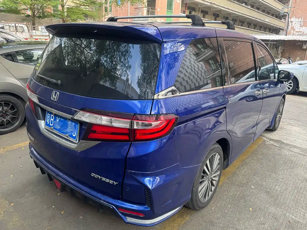 Honda Odyssey — миниатюра 9