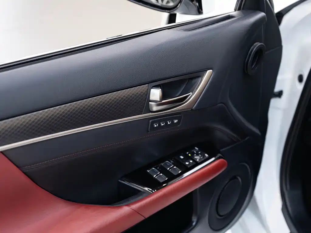 Lexus GS — миниатюра 18