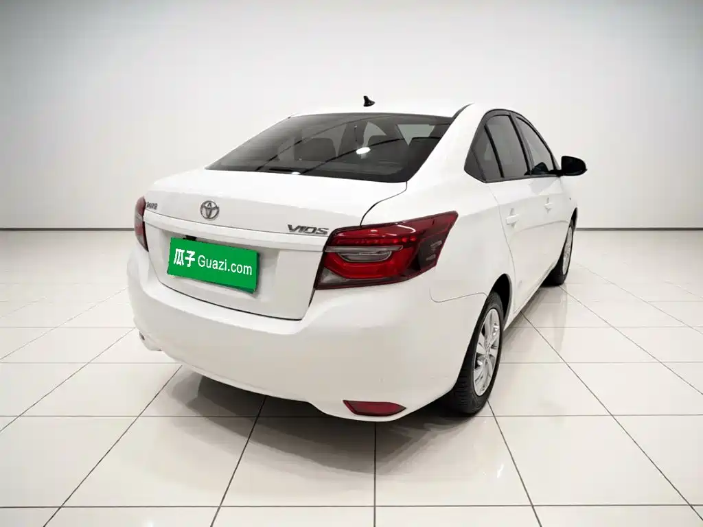 Toyota Vios — миниатюра 4