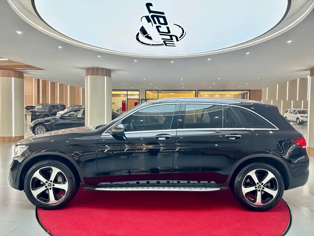 Mercedes-Benz GLC 2022 GLC 260 L 4MATIC