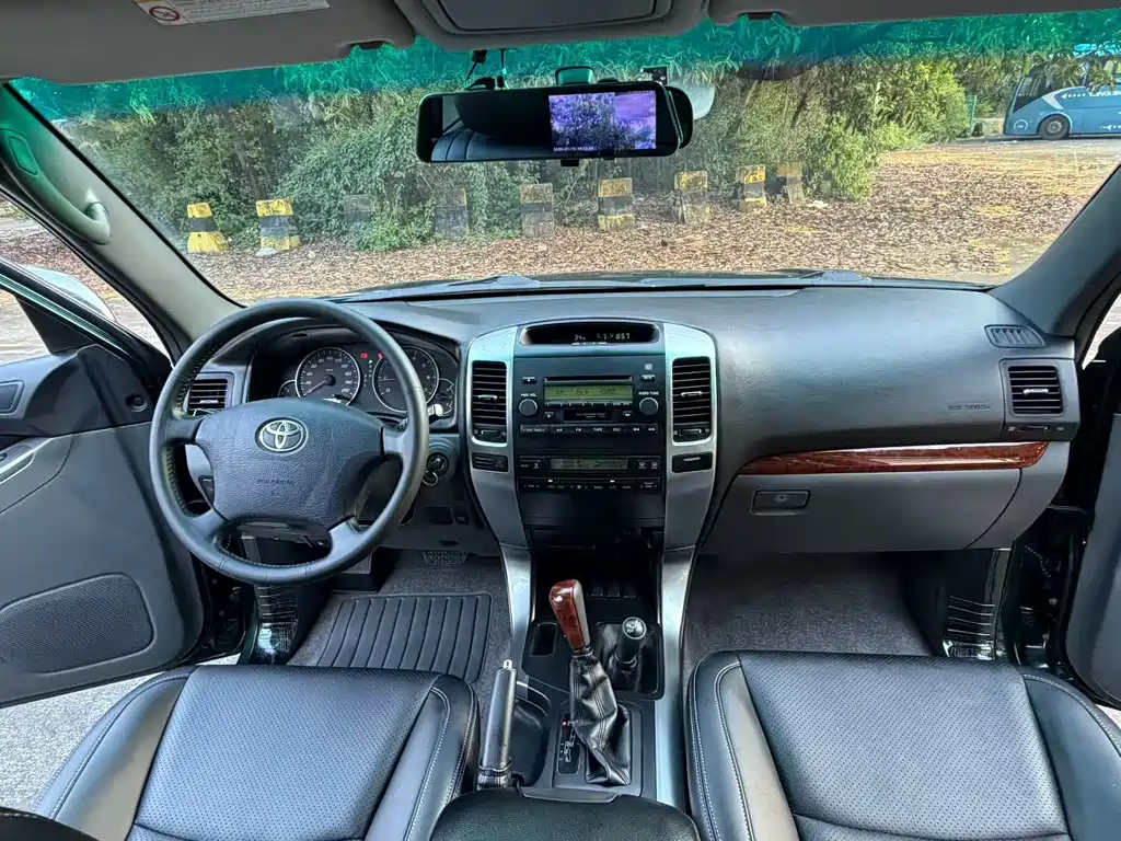 Toyota Prado (Import) — миниатюра 5