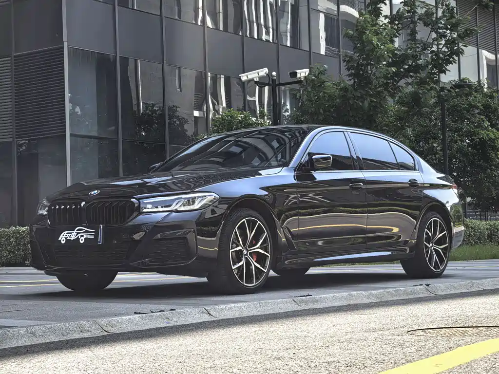 BMW 5 Series 2023