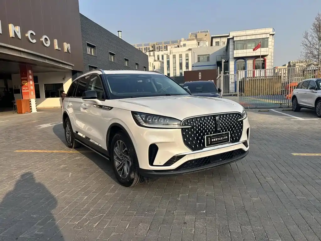 Lincoln Aviator 2024 3.0T V6 Elegant мест